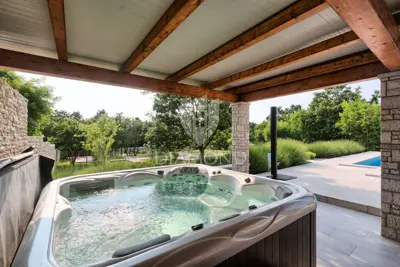 Villa 294 m², Svetvinčenat - beheizter Pool und Jacuzzi - 6