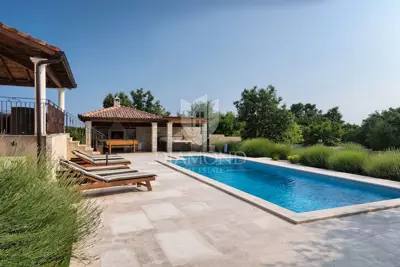 Villa 294 m², Svetvinčenat - beheizter Pool und Jacuzzi - 5