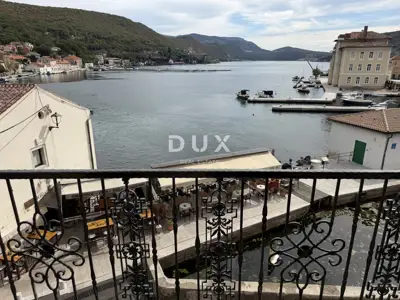 House 250 m², Bakar - by the sea and overlooking the harbor - 13