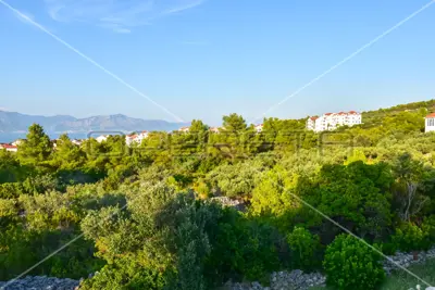 Građevinsko zemljište 3 000 m², Supetar, pogled na more - 11