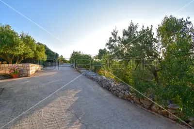 Građevinsko zemljište 3 000 m², Supetar, pogled na more - 16