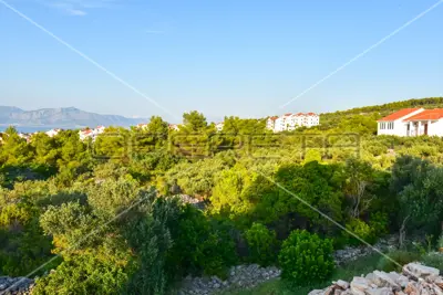 Građevinsko zemljište 3 000 m², Supetar, pogled na more - 18