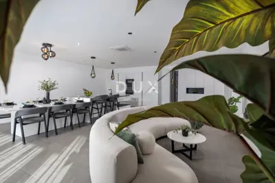 Vila 186 m², Crikvenica - bazen i panoramski pogled na more - 15