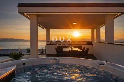 Vila 186 m², Crikvenica - bazen i panoramski pogled na more - 11