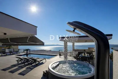 Vila 186 m², Crikvenica - bazen i panoramski pogled na more - 9