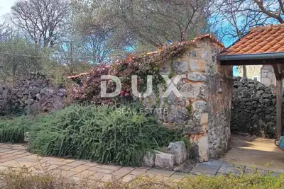 Kuća 141 m², Malinska - pogled na more i terasa - 2