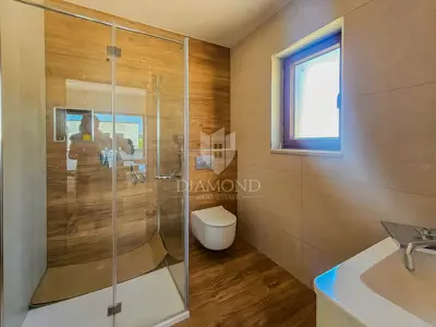 House 130 m², Buje - modern with pool - 13