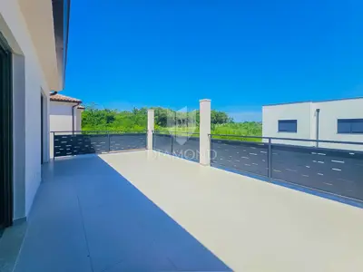 House 130 m², Buje - modern with pool - 14