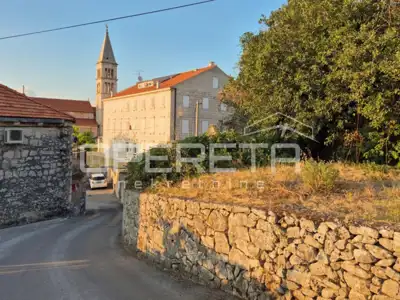 Zwei Steinhäuser auf Bauland in Nerežišća - 11