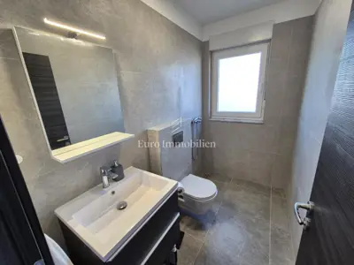 House 152 m², Vrbnik - sea view and furnished - 8