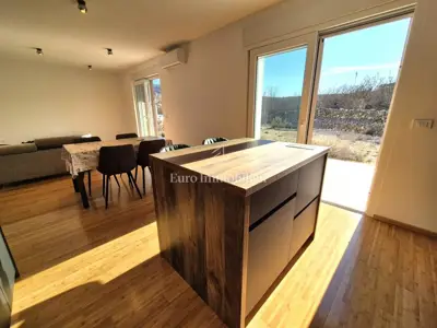 House 152 m², Vrbnik - sea view and furnished - 12