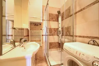 Stan 84,80 m², Belveder Rijeka - 2S+DB, renoviran - 10
