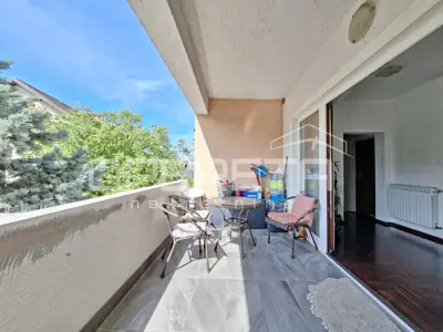 Wohnung 15 m², Stenjevec - Parkplatz im Hof - 14