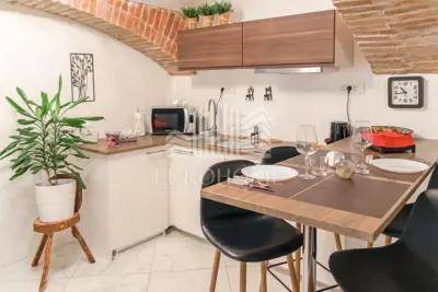 Wohnung 30 m², Donji grad bei Zrinjevac, 2 Zimmer - 2