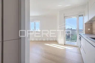 Stan 95,80 m², Rovinj - južna orijentacija i 2 balkona - 4
