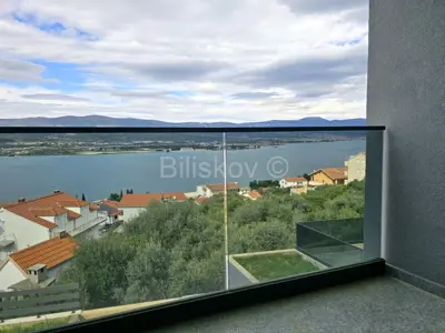 Stan 51 m², Mastrinka, panoramski pogled na more