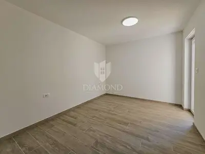 Stan 93 m², Savudrija - 3 spavaće sobe, 2 kupaonice - 11