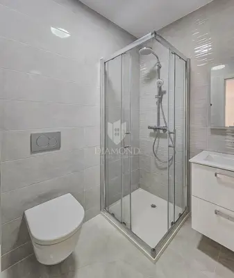 Stan 93 m², Savudrija - 3 spavaće sobe, 2 kupaonice - 7