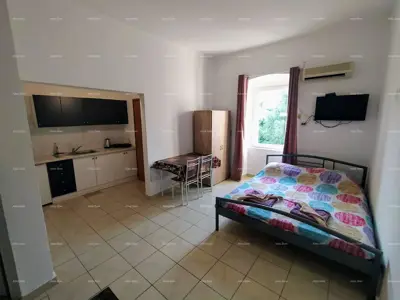 Wohnung 90 m², Pula Centar - Blick auf Zlatna vrata - 4