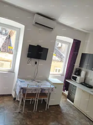 Wohnung 90 m², Pula Centar - Blick auf Zlatna vrata - 9