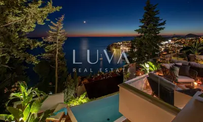 Villa 500 m², Dubrovnik Ploče - view of the old town - 8