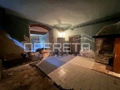 Gewerbefläche 142 m², Pula-Arsenal, ruhige Lage - 3