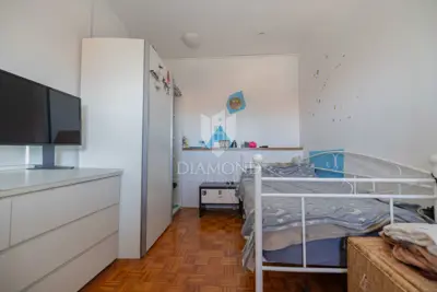 PRILIKA! Rovinj, dvoetažni stan na odličnoj lokaciji blizu grada i pla - 3