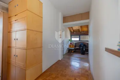 PRILIKA! Rovinj, dvoetažni stan na odličnoj lokaciji blizu grada i pla - 6
