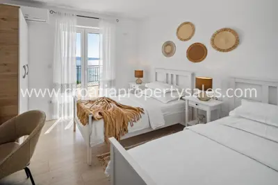 Stone villa in Omiš, pool and sea view - 13