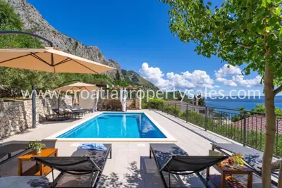 Stone villa in Omiš, pool and sea view - 2