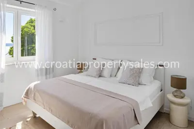 Stone villa in Omiš, pool and sea view - 11