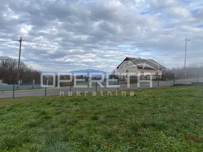 Land 797 m², Vrhovčak, Samobor - Surroundings, 5 min to the center - 2
