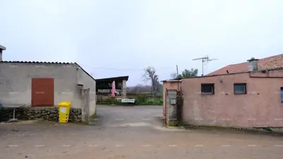 Imanje 24 000 m², Bale - veliko zemljište i kuće - 2