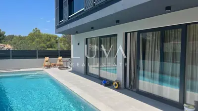 House 200 m², Srima near Vodice - proximity to the sea and pool - 19