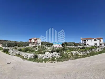 Grundstück zum Kauf in Vinišće - 11
