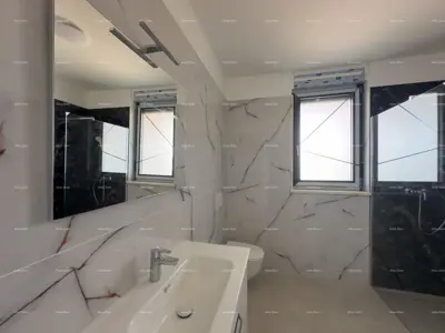 Stan 112 m², Pula Centar, novogradnja i 2 terase - 16
