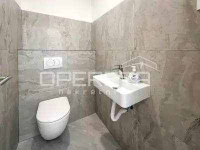 House 200 m², Šibenik - residential and commercial space - 11