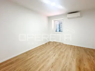 House 200 m², Šibenik - residential and commercial space - 6