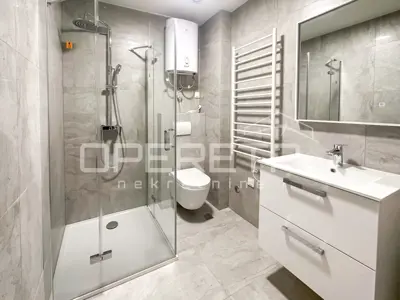 House 200 m², Šibenik - residential and commercial space - 10