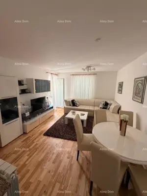 Stan 55 m², Vrsar - potpuno namješten i lođa 9 m² - 2