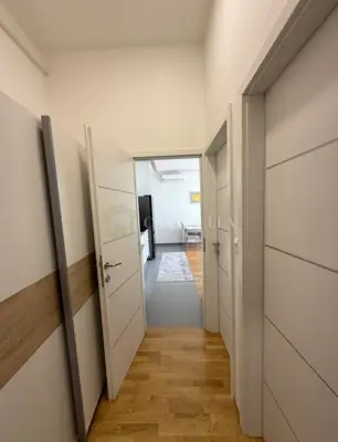 Apartments 112 m², Brajda in Rijeka - near Korzo and the faculty - 2