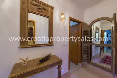 Villa on the island of Brač, first row to the sea and complete privacy - 14