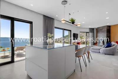 Vila 210 m², Omiš - panoramski pogled na more - 7