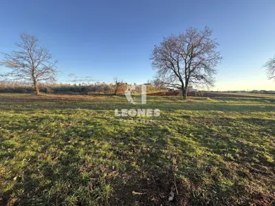 Građevinsko zemljište 650 m², Novigrad, pogled na more - 3
