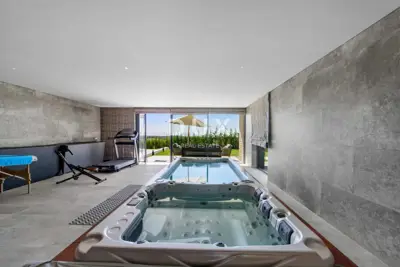 House 341 m², Brtonigla - pool and wellness - 12