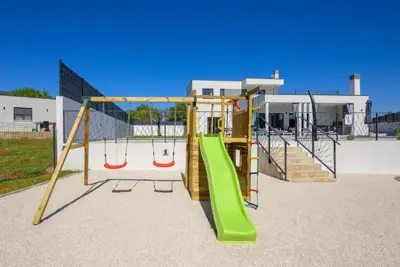 Villa 186 m², Svetvinčenat - Pool und Nebengebäude - 18