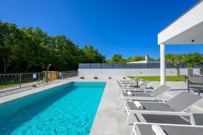 Villa 186 m², Svetvinčenat - Pool und Nebengebäude - 13