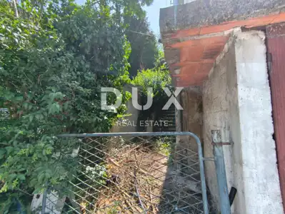 Haus 375 m², Mlinovi, Podsljeme - zum Abriss in ruhiger Lage