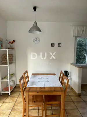 Haus 220 m², Premantura - 3 Wohnungen und Garage - 16