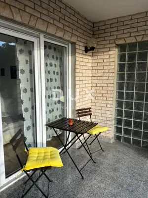 Haus 220 m², Premantura - 3 Wohnungen und Garage - 11